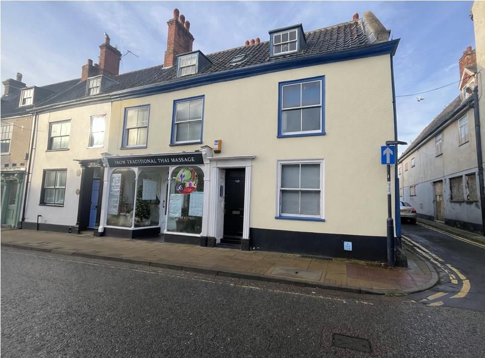 Property photo 1 of 2 Front