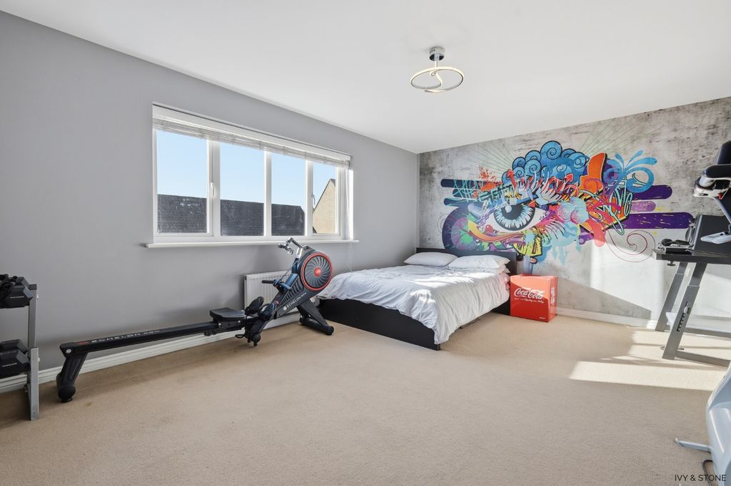 Property photo 3 of 21 4785482