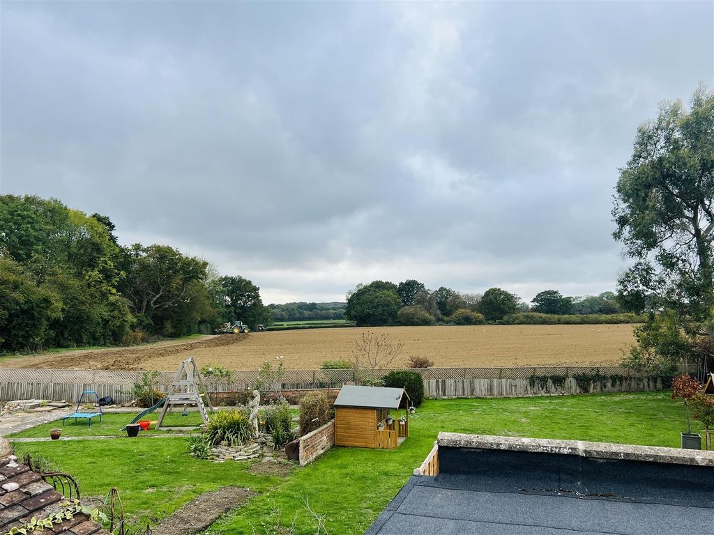 Property photo 2 of 20 Img_8284.Jpg