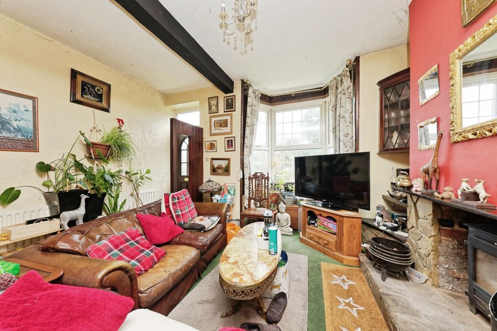 Property photo 2 of 20 Pbox-Img.Jpg