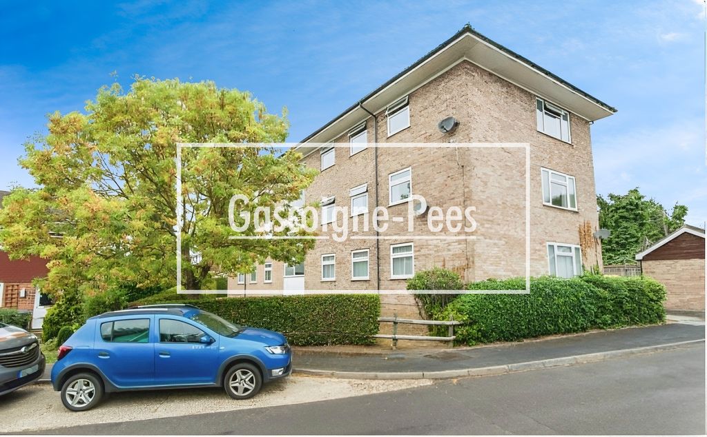 Property photo 1 of 7