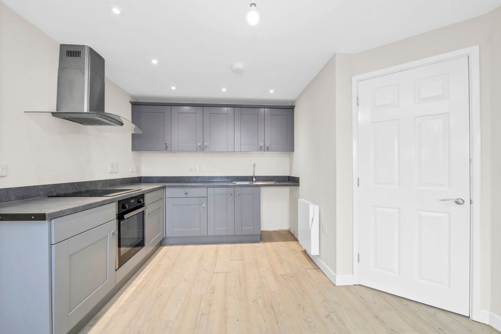 Property photo 2 of 7 Dcp_7980