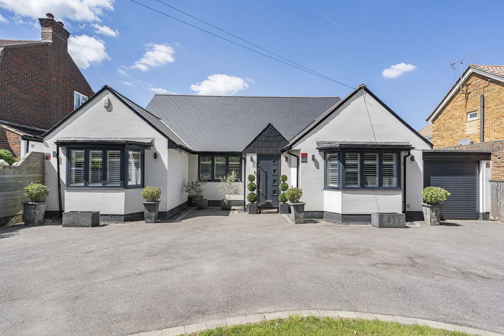 Property photo 1 of 35