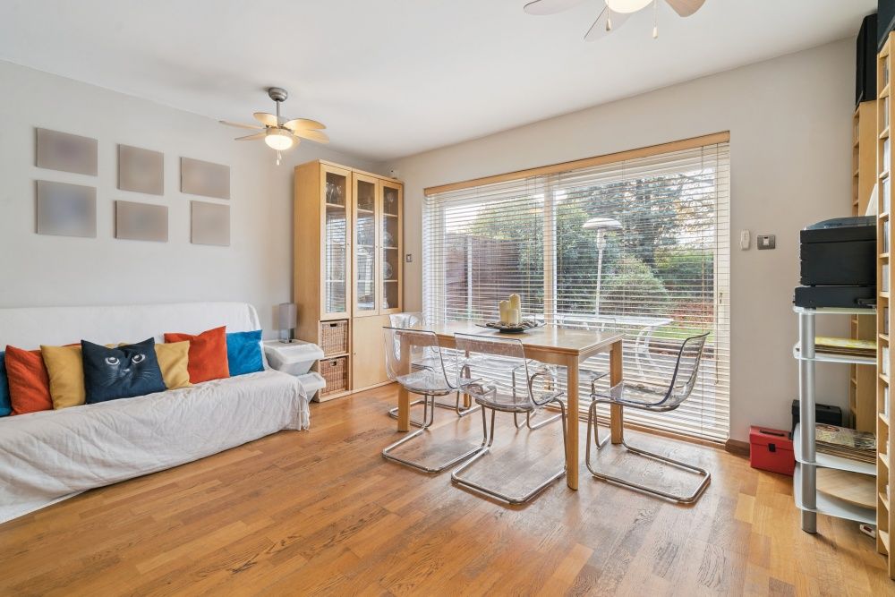 Property photo 3 of 23