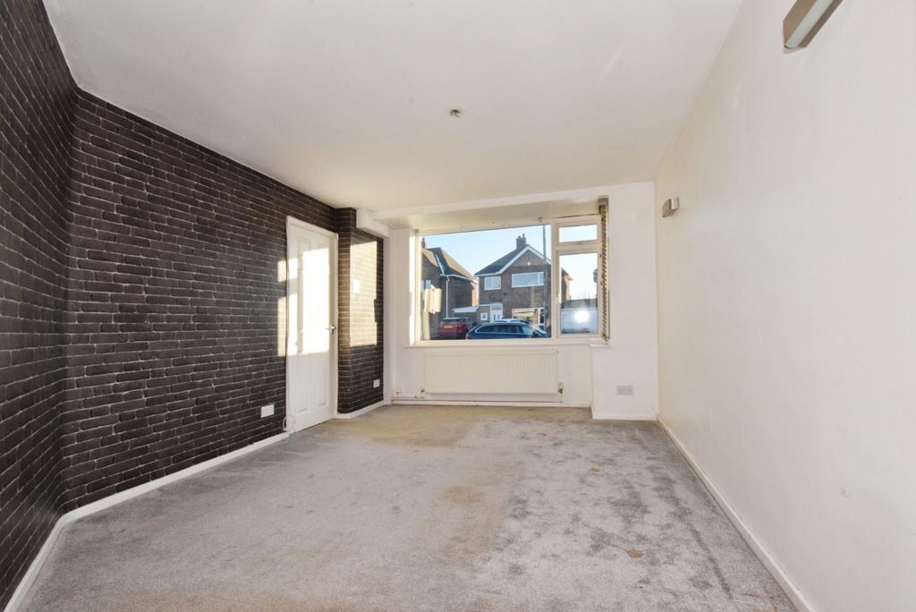 Property photo 2 of 19 Pbox-Img.Jpg