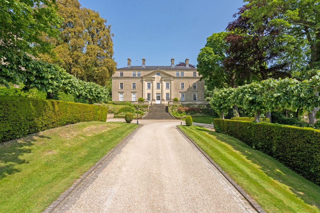 Property photo 1 of 10 Drive