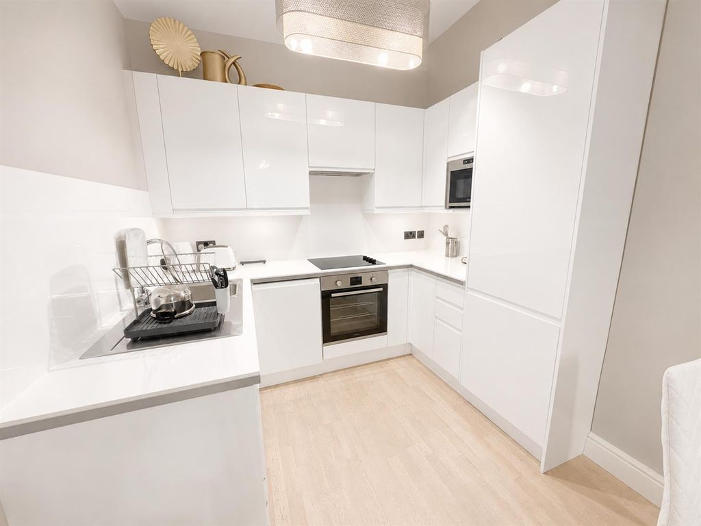 Property photo 3 of 6 Kitchen.Png