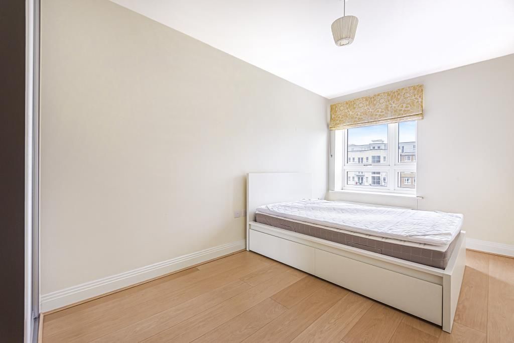 Property photo 3 of 11 Bedroom