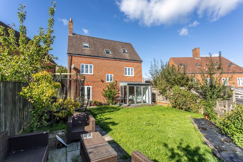 Property photo 1 of 18 Photo 3