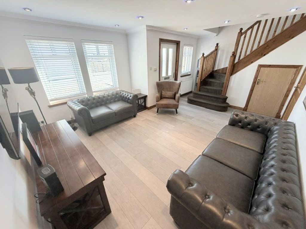 Property photo 3 of 50