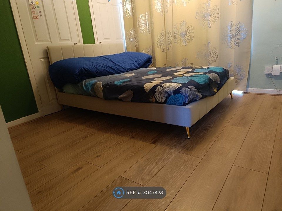 Property photo 1 of 3