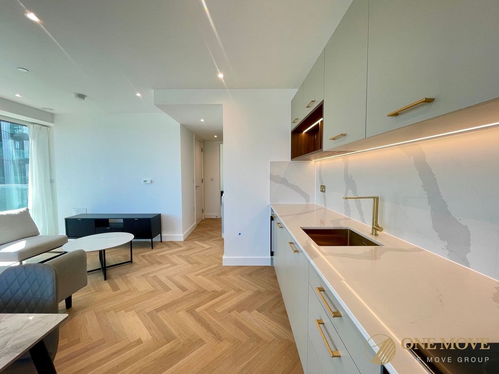 Property photo 3 of 33