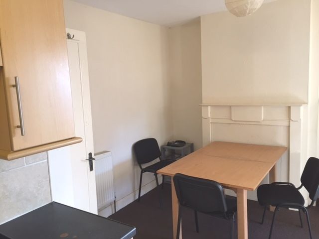 Property photo 3 of 9 Dining Area