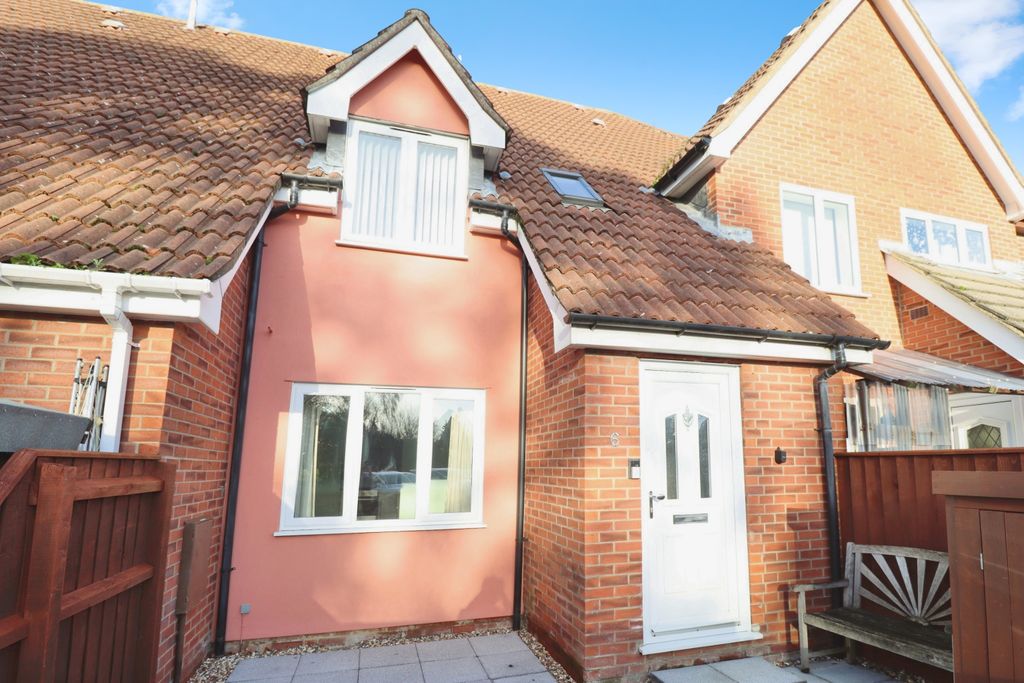 Property photo 1 of 9