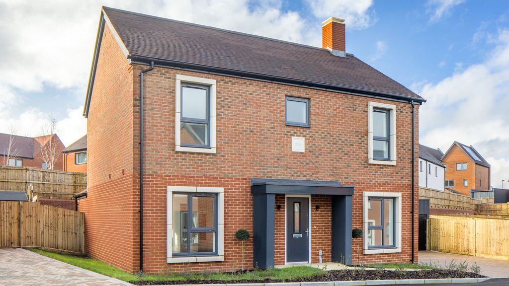 Property photo 1 of 14 Oakwood Park, Wimborne