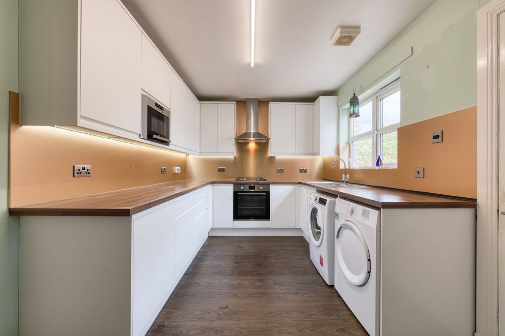 Property photo 3 of 59 Kitchen Area