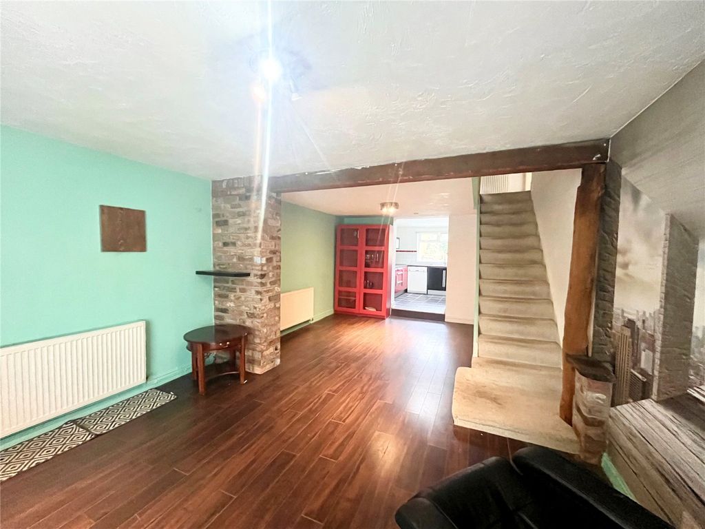 Property photo 3 of 15 Picture No. 07