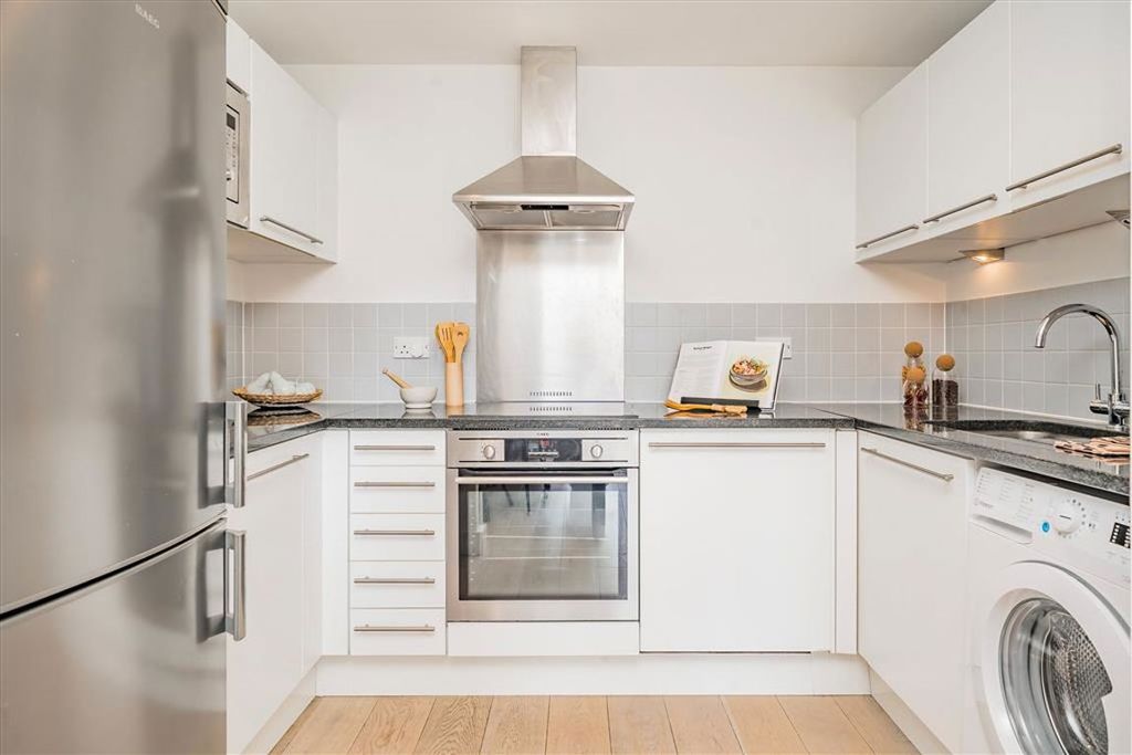 Property photo 3 of 12