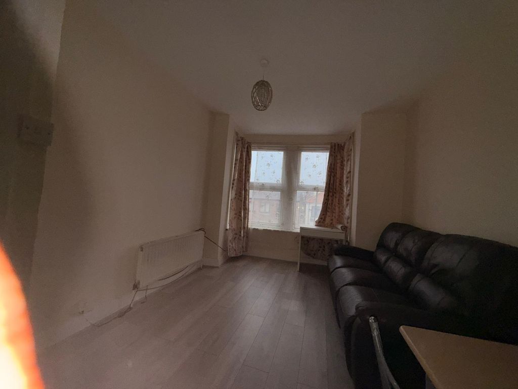 Property photo 2 of 3 Gallery