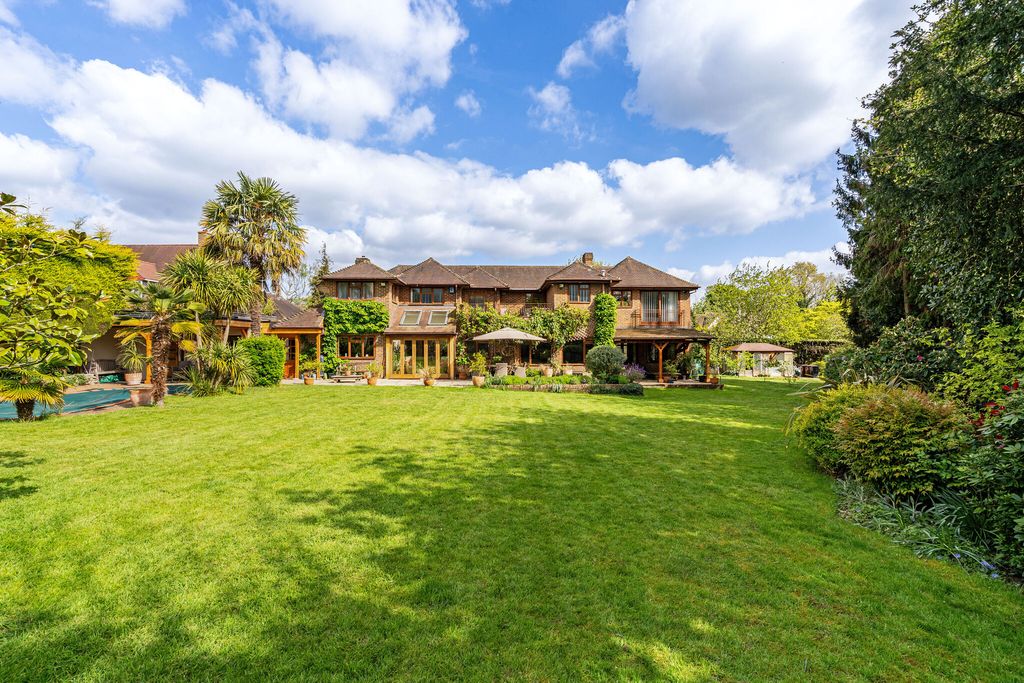 Property photo 2 of 15