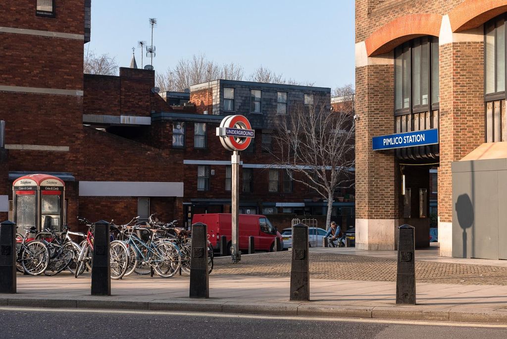 Property photo 2 of 2 Pimlico-Generics-Plain-41.Jpg