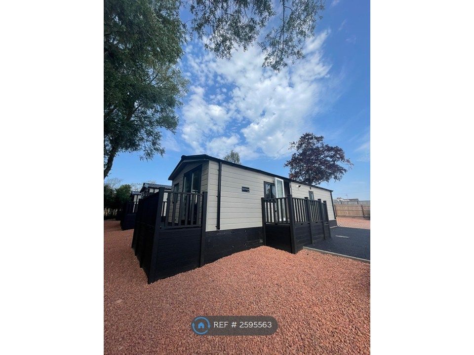 Property photo 1 of 15 Outside