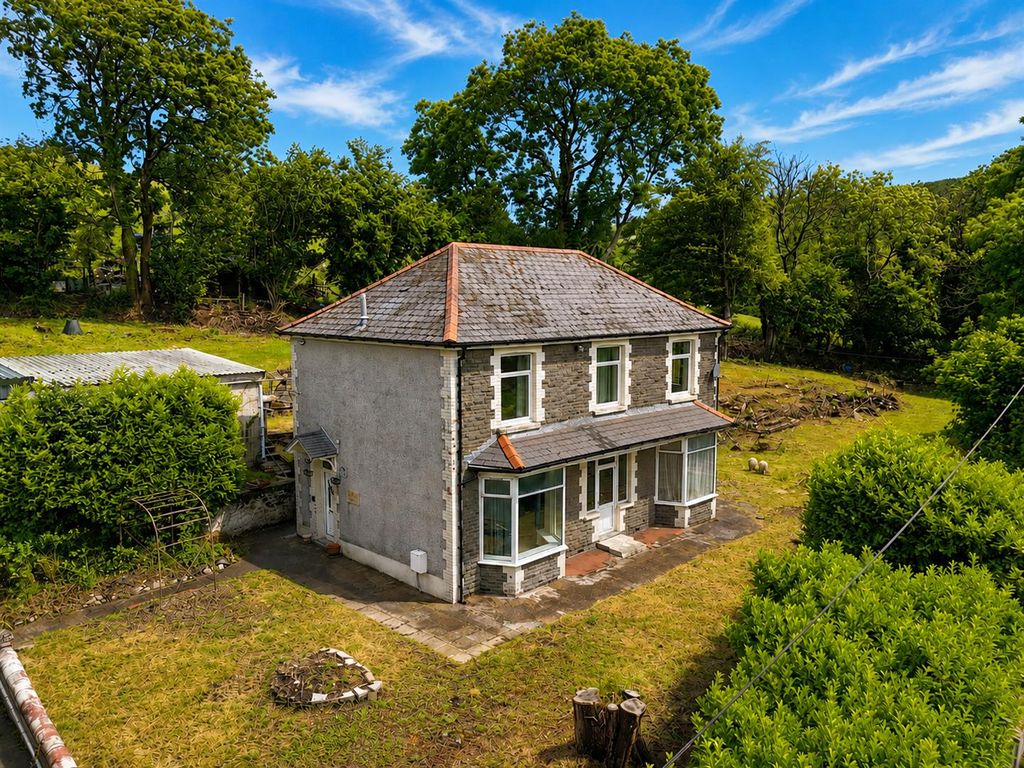 Property photo 1 of 33 File_00000000E2E87243A1733B425d771c12.Png