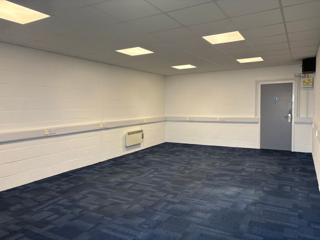 Property photo 3 of 13 B7 Office Studio To Let