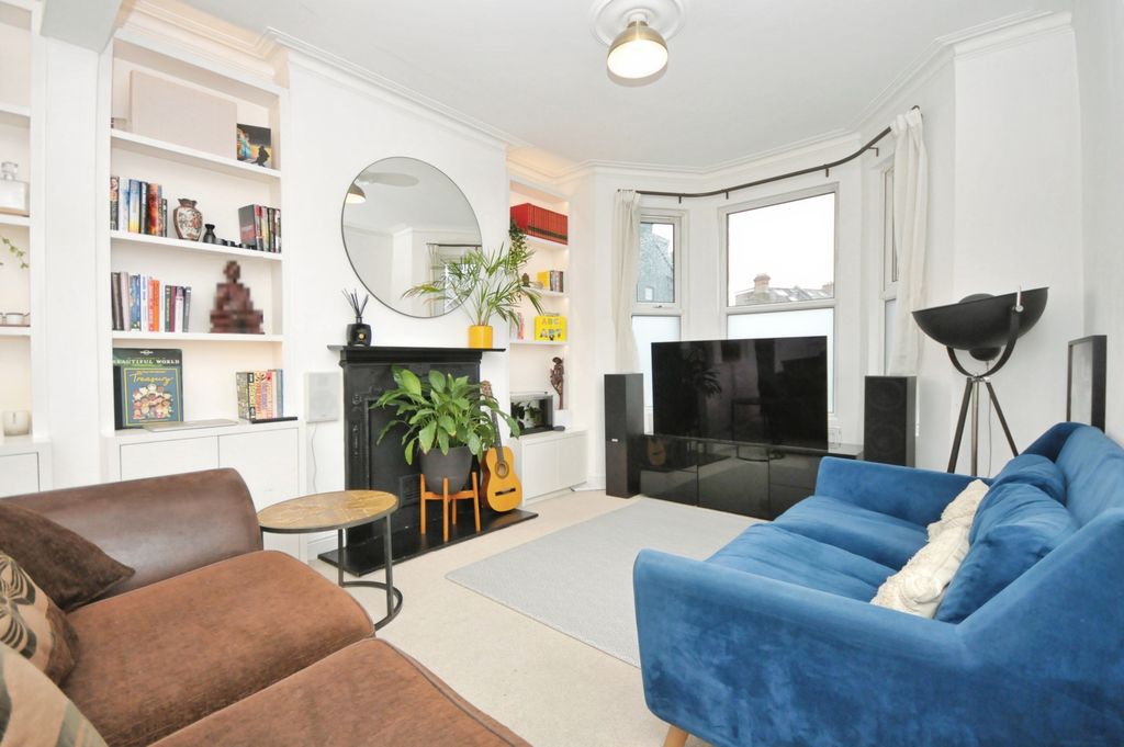 Property photo 2 of 15 Reception Room