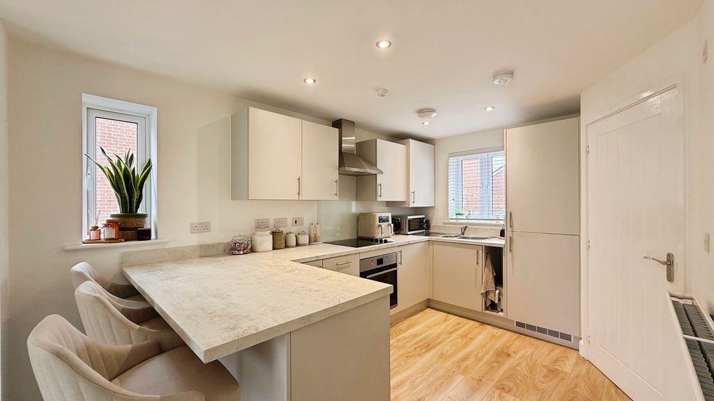 Property photo 3 of 14 Open Plan Living Accommodation