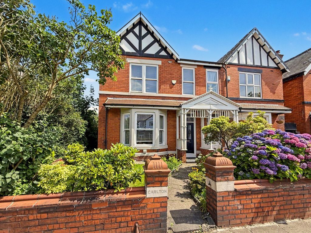 Property photo 2 of 38