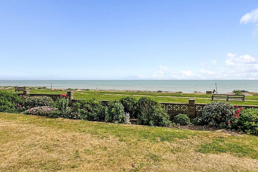 Property photo 2 of 12 Picture No. 02