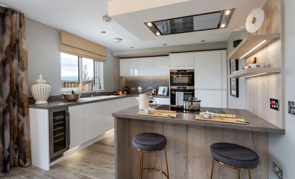 Property photo 1 of 21 Showhome Photography