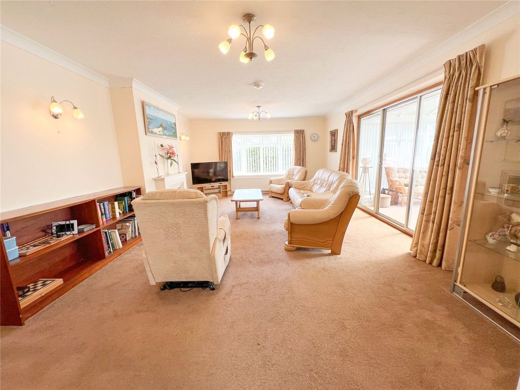 Property photo 3 of 21 Picture No. 07