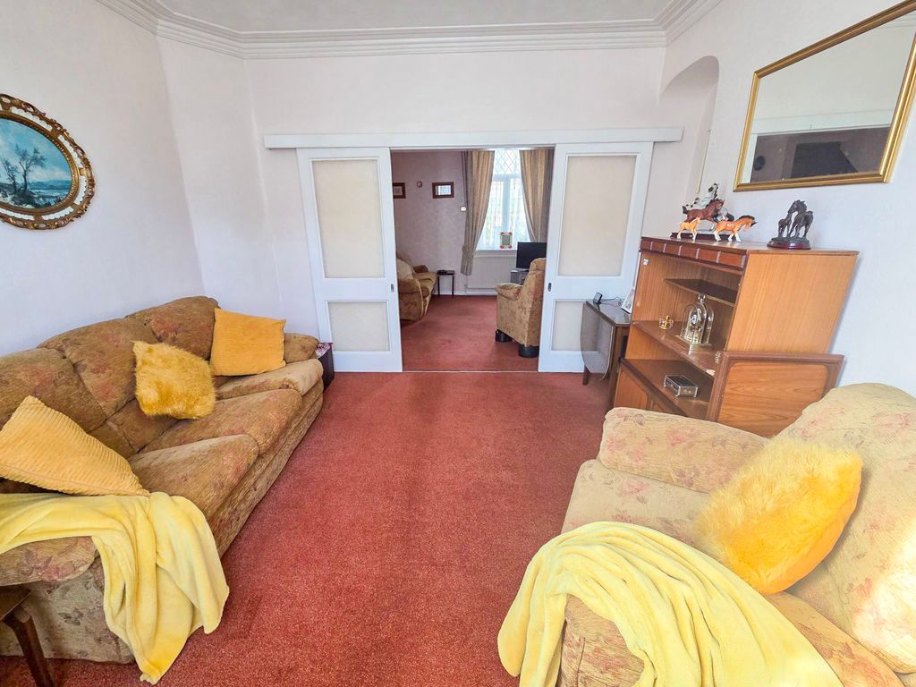 Property photo 3 of 27 Photo 37