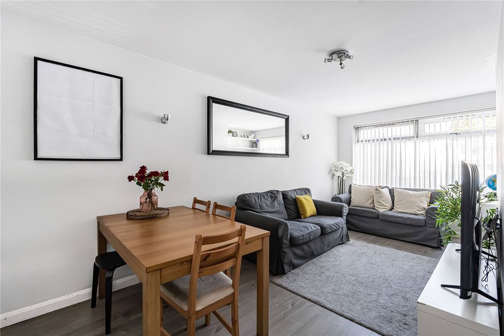 Property photo 2 of 19 Reception Room