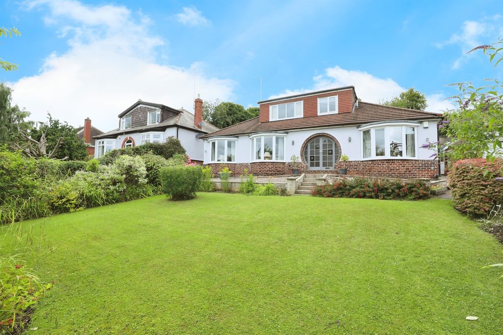 Property photo 1 of 24