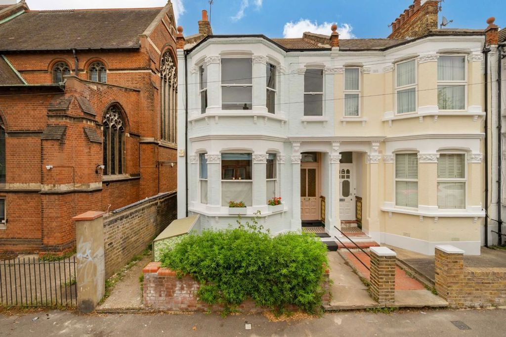 Property photo 1 of 7