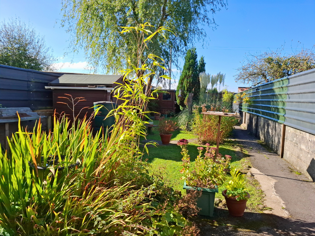 Property photo 3 of 25