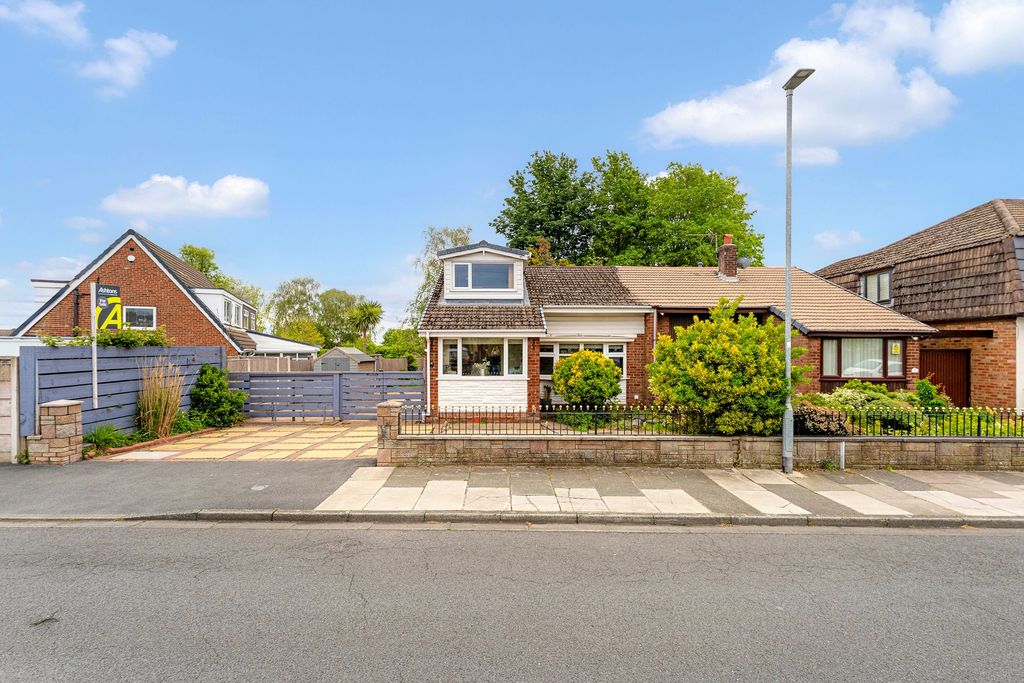Property photo 1 of 31