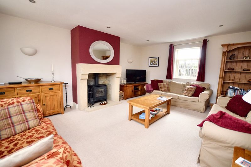 Property photo 3 of 16 Photo 6