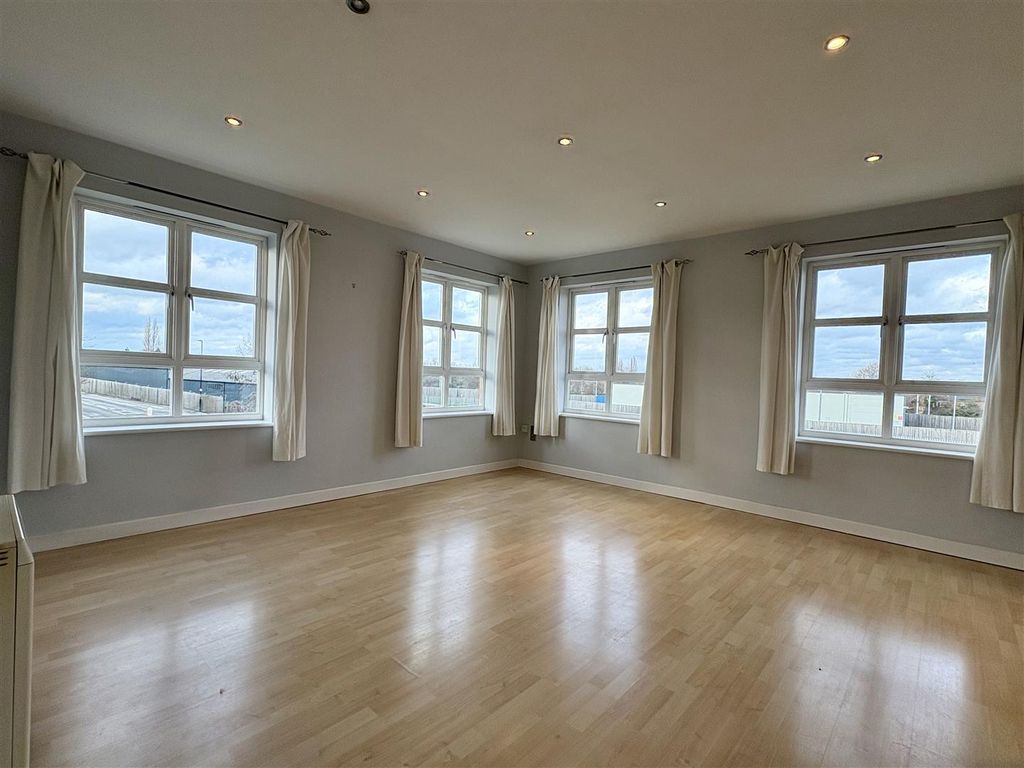 Property photo 2 of 10 Img_4503.Jpeg