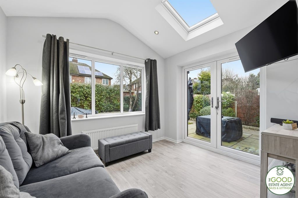 Property photo 3 of 40