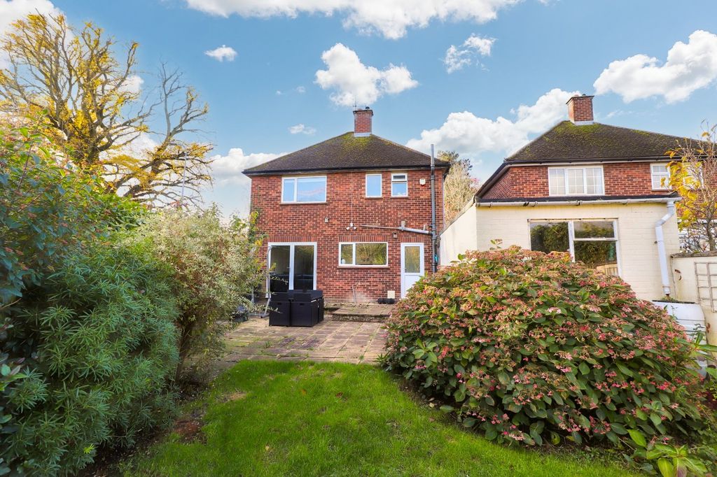 Property photo 2 of 16 Picture No. 37