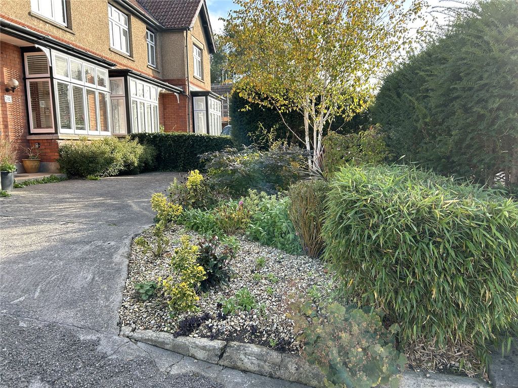 Property photo 2 of 25 Picture No. 03