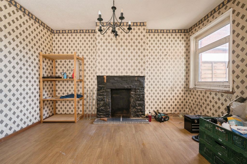 Property photo 3 of 26