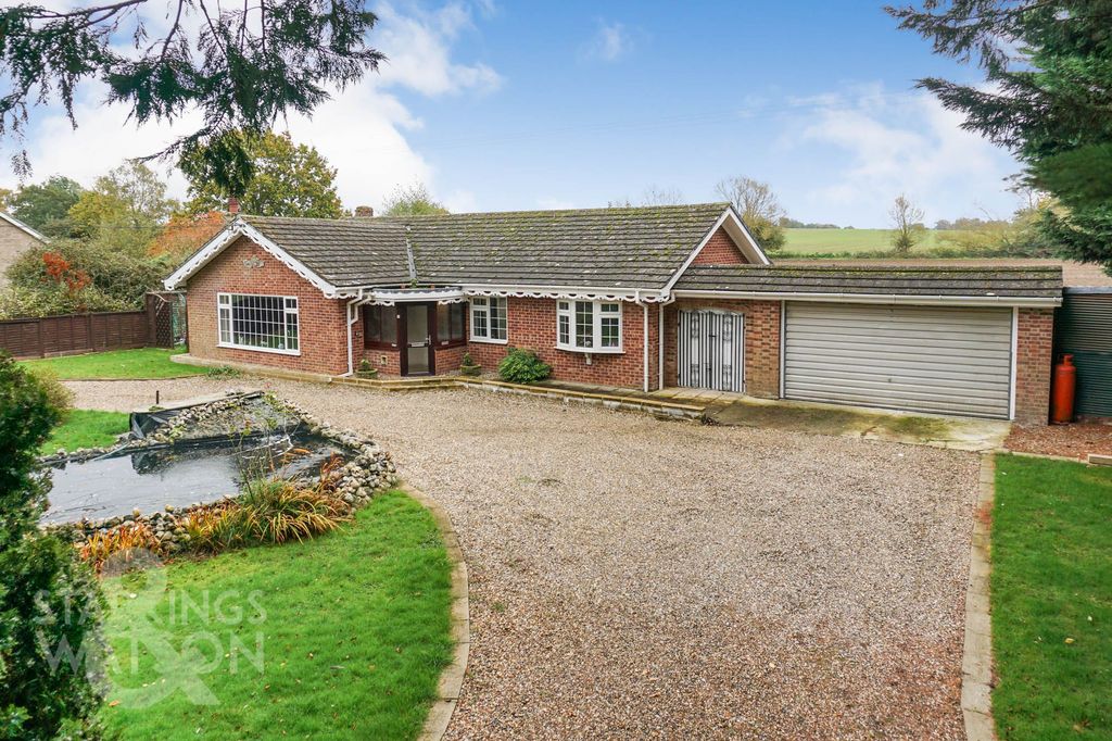 Property photo 2 of 22