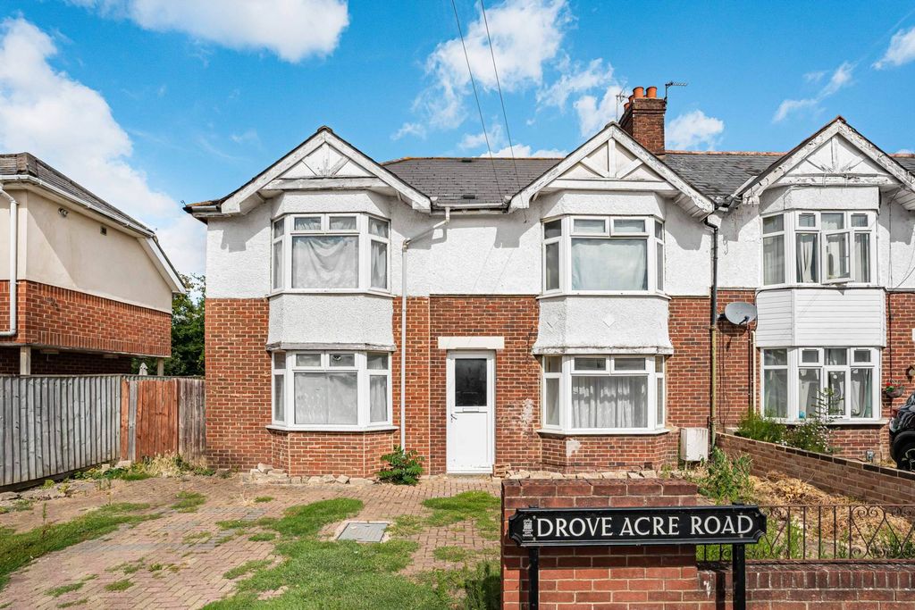 Property photo 1 of 52