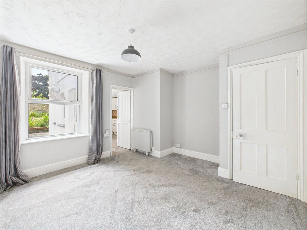 Property photo 3 of 17 Picture No. 03