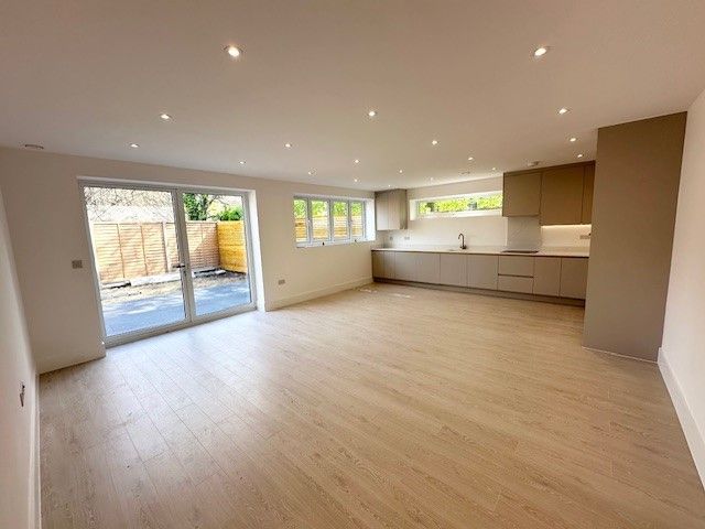 Property photo 2 of 13 Open-Plan Kitchen-Living